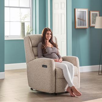 SOMERSBY CHAIR